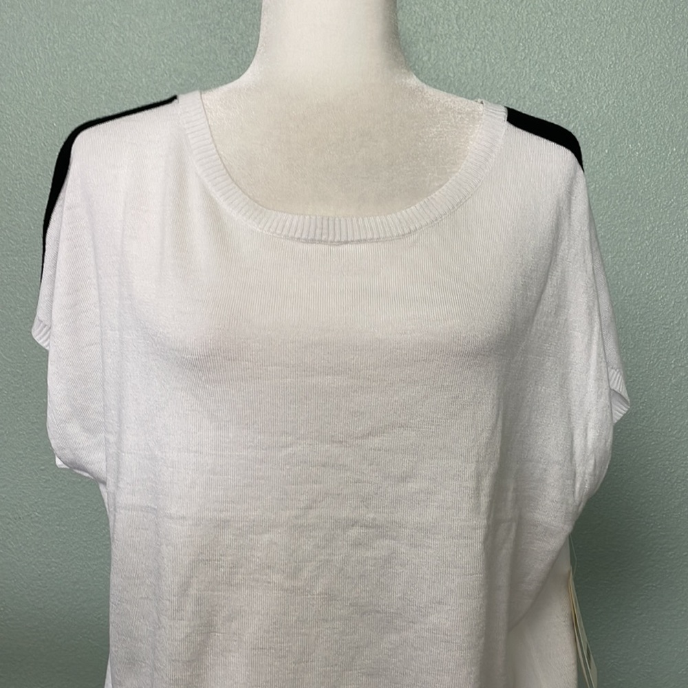 Ovla By Olive & Vine White Short Sleeve Sweater - Picture 2 of 7